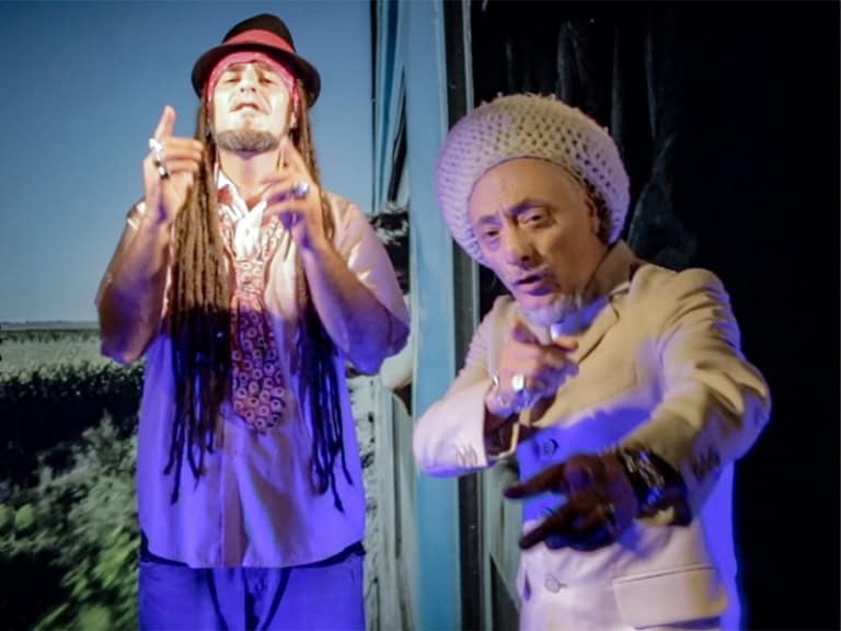 legvideo video musicale Train to Roots feat. Bunna
