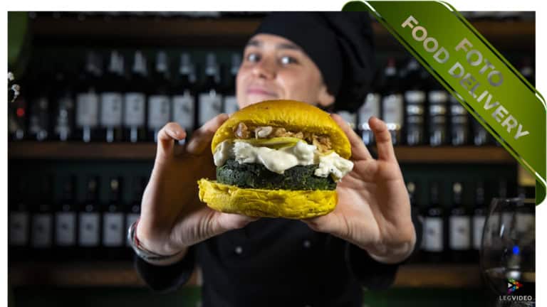 Legvideo Foto Commerciali ExMattatoio FoodDelivery panino veg