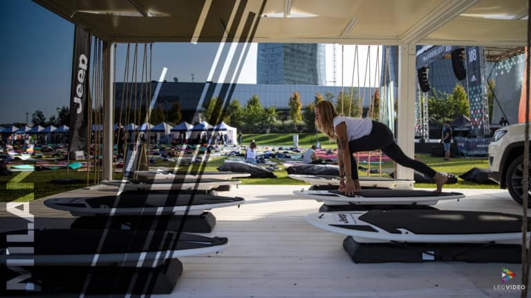 Legvideo Video Eventi Jeep Lounge Wanderlust surf yoga